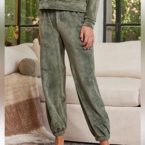 Summersalt velour jogger set